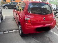 Gebraucht Renault Twingo 84 PS (61 kW) 2010 Rot Kleinwagen