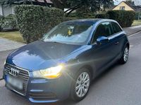 Gebraucht Audi A1 105 PS (77 kW) 2011 Blau Kleinwagen
