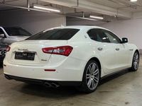 Gebraucht Maserati Ghibli 330 PS (242 kW) 2015 Weiß Coupé