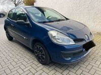 gebraucht Renault Clio / Allwetterreifen / 133000km