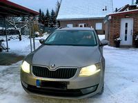 Gebraucht Skoda Octavia 150 PS (110 kW) 2014 Grau Kleinwagen