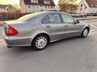 Gebraucht Mercedes E320 Elegance 224 PS (164 kW) 2009 Grau Limousine