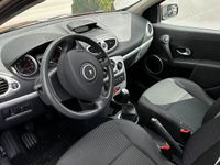 gebraucht Renault Clio GrandTour Rip Curl rot 106.000 km Klima PDC hinten