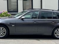 Gebraucht BMW 318 Advantage 129 PS (94 kW) 2007 Grau Kombi