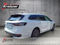 Gebraucht VW Passat Elegance 150 PS (110 kW) 2024 Weiß (pure white) Kombi