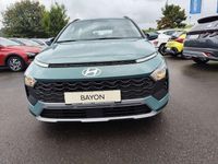 Neu Hyundai Bayon Select 101 PS (74 kW) 2025 Grün SUV
