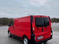 Gebraucht Renault Trafic 115 PS (84 kW) 2010 Rot Van / Kleinbus