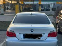 Gebraucht BMW 525 197 PS (144 kW) 2007 Grau Limousine
