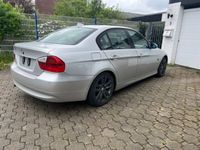 gebraucht BMW 318 i Schiebedach Navi Sitzheizung PDC