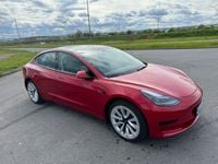 Gebraucht Tesla Model 3 RWD 208 kW (283 PS) 2022 Rot Limousine