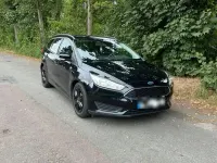 Gebraucht Ford Focus 125 PS (91 kW) 2015 Schwarz Kombi