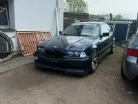 Gebraucht BMW 318 Basis 140 PS (102 kW) 1997 Blau Coupé