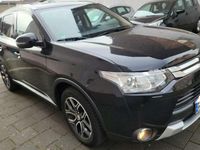 Gebraucht Mitsubishi Outlander Instyle 150 PS (110 kW) 2015 Pantherschwarz (p) SUV