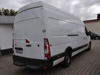 Second-hand Renault Master 145 CP (106 kW) 2022 Alb Monovolum