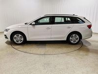 Usado Skoda Octavia Active 110 HP (80 kW) 2022 Branco Carrinha