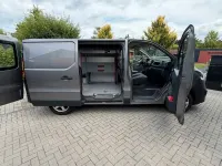 Gebraucht Opel Vivaro 125 PS (91 kW) 2018 Schwarz Van / Kleinbus