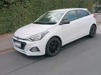 Gebraucht Hyundai i20 Advantage 84 PS (61 kW) 2020 Weiß Kleinwagen
