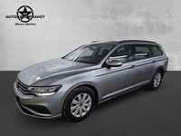 Gebraucht VW Passat 150 PS (110 kW) 2022 Silber Kombi
