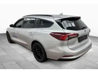Gebraucht Ford Focus 120 PS (88 kW) 2022 Silber (metallic) Kombi