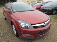 Gebraucht Opel Astra GTC Edition+ 105 PS (77 kW) 2007 Rot Coupé