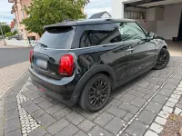 Gebraucht Mini ONE 102 PS (75 kW) 2019 Schwarz Kleinwagen