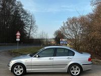 Gebraucht BMW 318 143 PS (105 kW) 2003 Silber Limousine