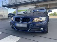 Gebraucht BMW 318 143 PS (105 kW) 2011 Blau Kombi
