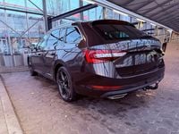 Gebraucht Skoda Superb LAURIN & KLEMENT 280 PS (205 kW) 2016 Braun Kombi
