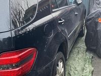 Gebraucht Mercedes ML280 190 PS (139 kW) 2005 Schwarz SUV