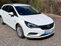 Gebraucht Opel Astra 105 PS (77 kW) 2017 Weiß Kombi