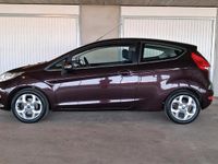 Gebraucht Ford Fiesta Titanium 97 PS (71 kW) 2012 Violet Kleinwagen