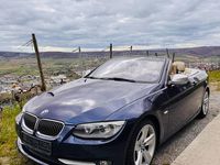 Gebraucht BMW 330 Cabriolet 245 PS (180 kW) 2012 Blau Cabrio