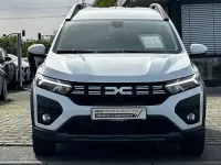 Gebraucht Dacia Jogger Expression 110 PS (80 kW) 2023 Arktis weiß Van / Kleinbus