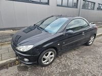 Gebraucht Peugeot 206 CC 109 PS (80 kW) 2006 Schwarz Cabrio