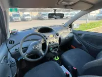 Gebraucht Toyota Yaris 87 PS (63 kW) 2003 Blau Kleinwagen