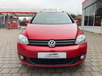 Gebraucht VW Golf VI Team 105 PS (77 kW) 2010 Rot Kleinwagen