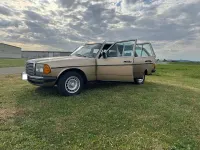 Gebraucht Mercedes E280 185 PS (136 kW) 1982 Gold Kombi