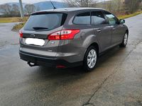 Gebraucht Ford Focus 100 PS (73 kW) 2014 Braun Kombi