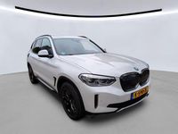 Gebraucht BMW iX3 Executive 210 kW (286 PS) 2021 Weiß SUV