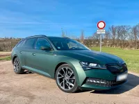 Gebraucht Skoda Superb SportLine 190 PS (139 kW) 2020 Schwarz Kombi