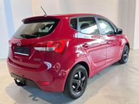Gebraucht Hyundai ix20 125 PS (91 kW) 2012 Rot Kleinwagen