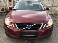 Gebraucht Volvo XC60 163 PS (119 kW) 2010 Rot SUV