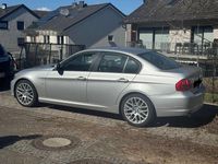 Gebraucht BMW 320 184 PS (135 kW) 2010 Silber Limousine