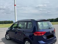 Gebraucht VW Touran 110 PS (80 kW) 2016 Blau Van / Kleinbus