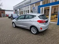 Gebraucht Ford Fiesta Titanium 101 PS (74 kW) 2020 Silber Limousine