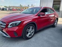 Gebraucht Mercedes GLA200 156 PS (114 kW) 2017 Rot SUV