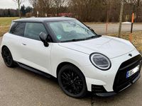 Gebraucht Mini John Cooper Works 218 PS (160 kW) 2025 Weiß Kleinwagen