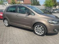 Gebraucht VW Golf Plus Cross Life 105 PS (77 kW) 2013 Braun Van / Kleinbus