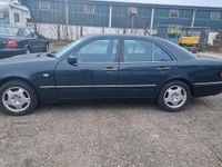Gebraucht Mercedes E280 Avantgarde 204 PS (150 kW) 1998 Limousine