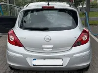 Usado Opel Corsa Catch Me 80 HP (58 kW) 2007 Prateado Citadino